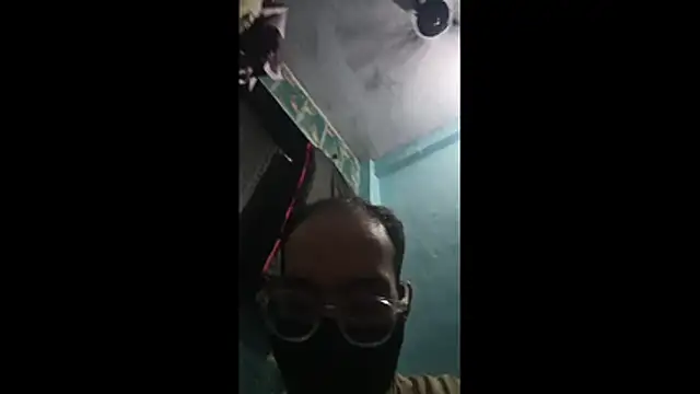 ursumita online show from 2, 11, 2025