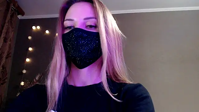 Iris lave online show from 18, 4, 2026