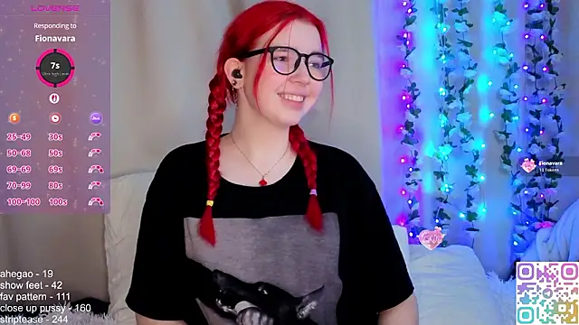 Snapshot of little_Teya chatting on 28, 2, 2026 little Teya online show from 28, 2, 2026