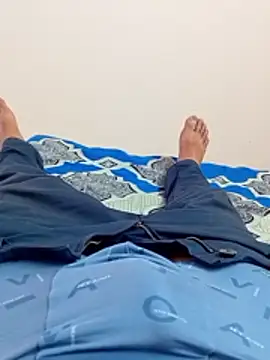 hackyourpussyxh online show from 8, 4, 2026