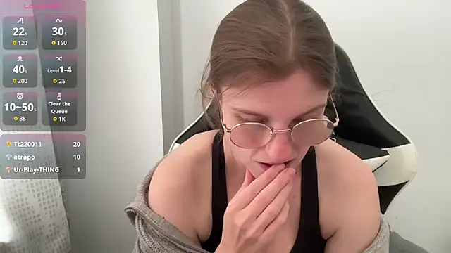 Snapshot of BustyKellyXXX chatting on 22, 4, 2026 BustyKellyXXX online show from 22, 4, 2026