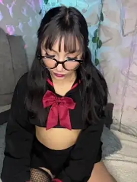 Maddy w online show from 19, 7, 2026