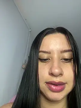 lucy grey25 online show from 8, 2, 2026