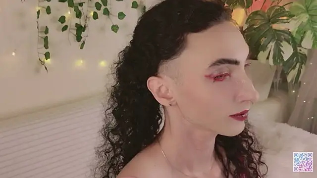 Queen of tease online show from 31, 7, 2026