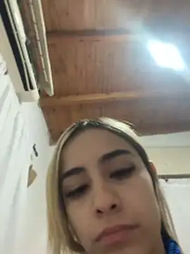 Snapshot of Babylovetiernax chatting on 17, 6, 2026 Babylovetiernax online show from 17, 6, 2026