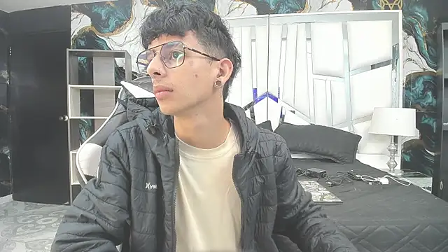 Ibratxandy online show from 9, 4, 2026