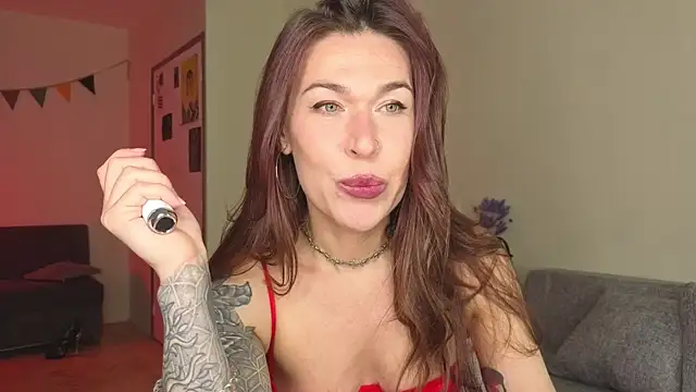 Snapshot of ReginaFoXXXy chatting on 3, 6, 2026 ReginaFoXXXy online show from 3, 6, 2026