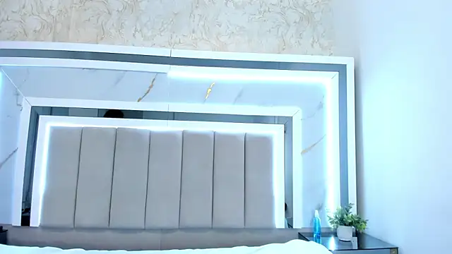 melodycharlotte online show from 20, 9, 2025