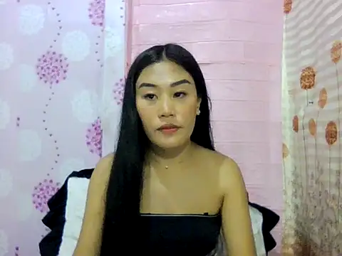 YourWildestDoll online show from 23, 12, 2025