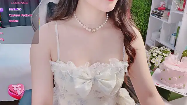 Snapshot of Quynhanh_69 chatting on 9, 5, 2026 Quynhanh 69 online show from 9, 5, 2026