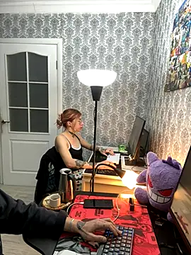 Nancyhot777 online show from 10, 10, 2025