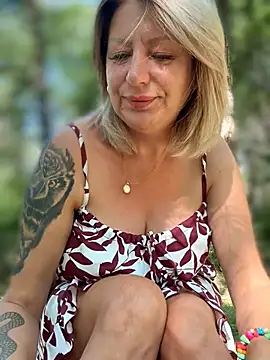 Snapshot of Milena-MilfaXXX chatting on 6, 7, 2026 Milena-MilfaXXX online show from 6, 7, 2026