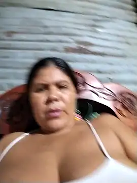 hotmom33 online show from 29, 11, 2025