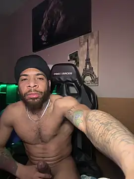 Snapshot of 1mistaGoodWood chatting on 18, 1, 2026 1mistaGoodWood online show from 18, 1, 2026