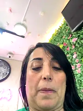 hotadhara01 online show from 21, 11, 2025