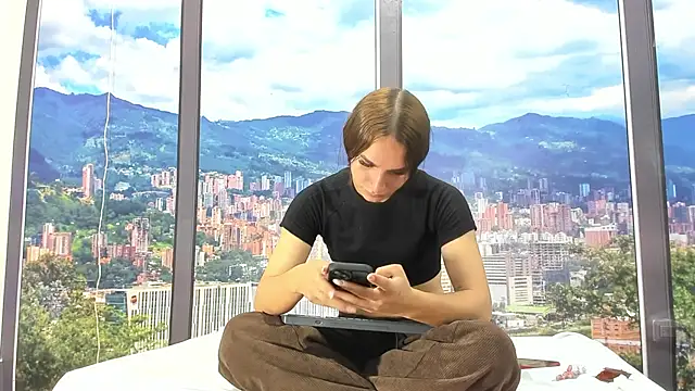 Snapshot of little_daicel chatting on 16, 7, 2026 little daicel online show from 16, 7, 2026