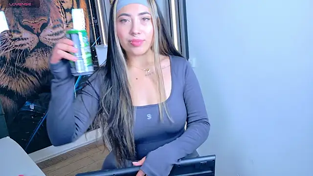  ManuVeelez online show from 17, 1, 2026