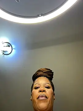 THICKBUNNYCHICKxxx online show from 25, 3, 2026