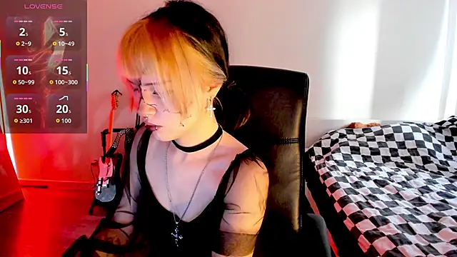 LiyaLuna online show from 31, 10, 2025