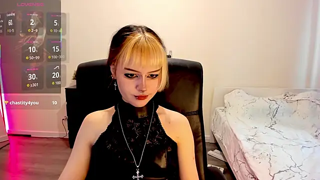 LiyaLuna online show from 20, 11, 2025