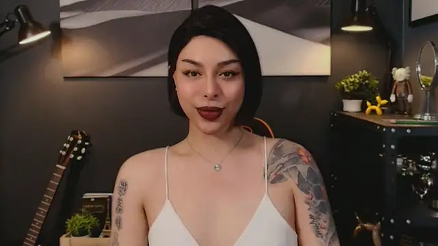 LUNACOCKSLAYER online show from 15, 2, 2026