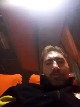 Snapshot of mert0359 chatting on 3, 10, 2025 mert0359 online show from 3, 10, 2025