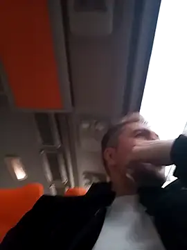 Snapshot of mert0359 chatting on 23, 11, 2025 mert0359 online show from 23, 11, 2025