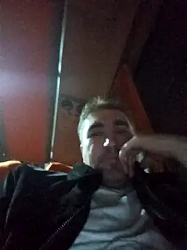 Snapshot of mert0359 chatting on 25, 11, 2025 mert0359 online show from 25, 11, 2025