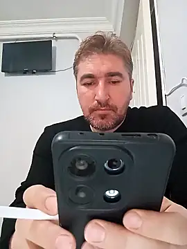 Snapshot of mert0359 chatting on 3, 12, 2025 mert0359 online show from 3, 12, 2025