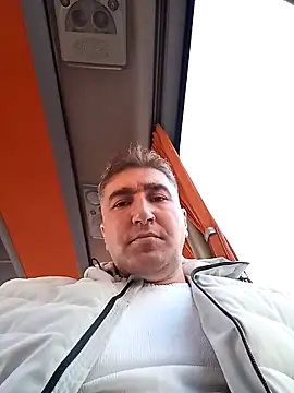 Snapshot of mert0359 chatting on 16, 12, 2025 mert0359 online show from 16, 12, 2025