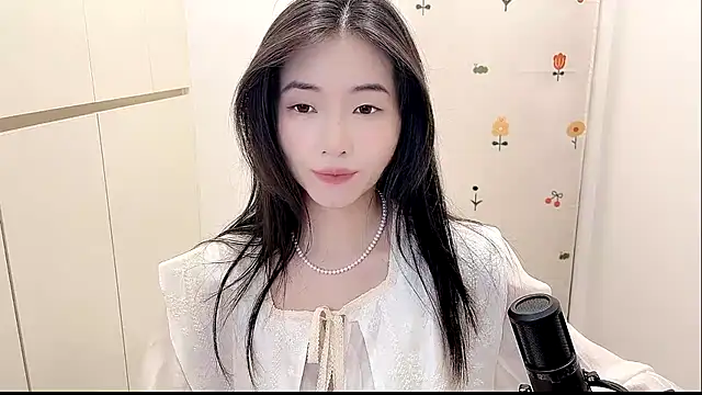 Rosalind xixi online show from 13, 10, 2025