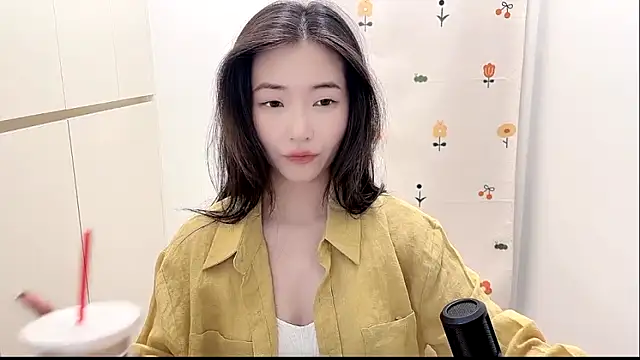 Rosalind xixi online show from 14, 10, 2025