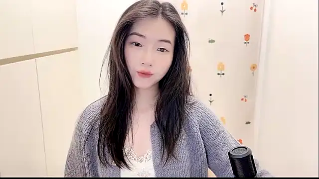 Rosalind xixi online show from 15, 10, 2025