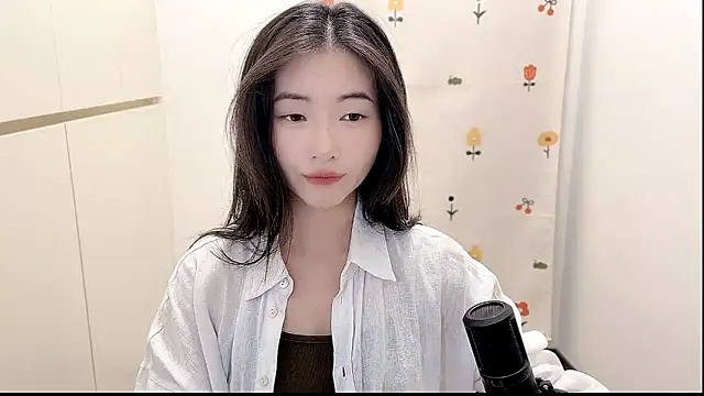 Rosalind xixi online show from 16, 10, 2025