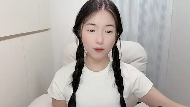 Rosalind xixi online show from 7, 7, 2026