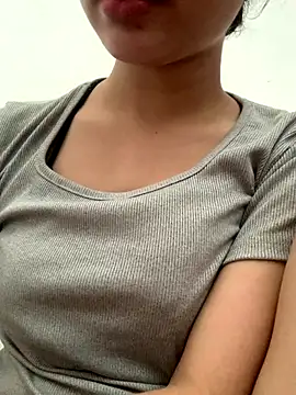 Snapshot of Nguyenha11 chatting on 16, 9, 2025 Nguyenha11 online show from 16, 9, 2025