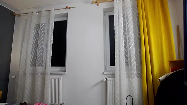 Jessica White  online show from 12, 11, 2025