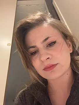 Snapshot of IsabellaEtha chatting on 4, 4, 2026 IsabellaEtha online show from 4, 4, 2026