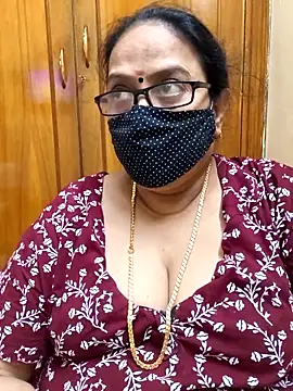 Snapshot of heera-rani chatting on 20, 2, 2026 heera-rani online show from 20, 2, 2026