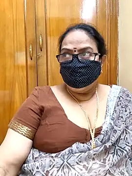 Snapshot of heera-rani chatting on 21, 2, 2026 heera-rani online show from 21, 2, 2026