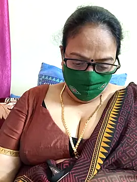 Snapshot of heera-rani chatting on 1, 3, 2026 heera-rani online show from 1, 3, 2026