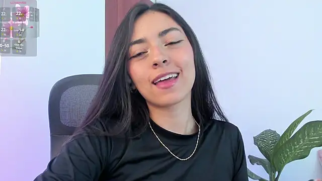 canelleGarces online show from 25, 3, 2026