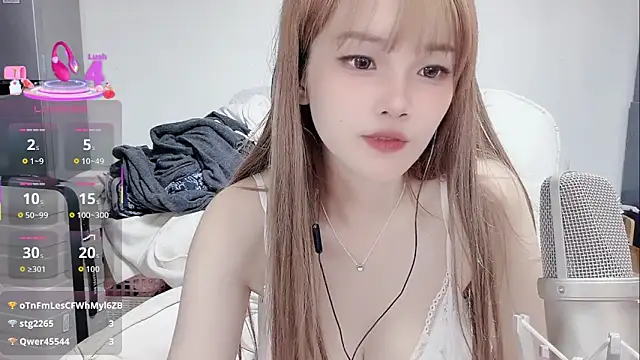Snapshot of twlilybae chatting on 8, 2, 2026 twlilybae online show from 8, 2, 2026
