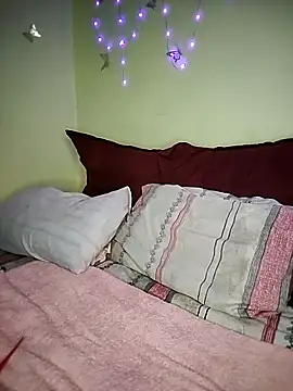 Snapshot of Seductive_Yellow_Titties chatting on 19, 2, 2026 Seductive Yellow Titties online show from 19, 2, 2026