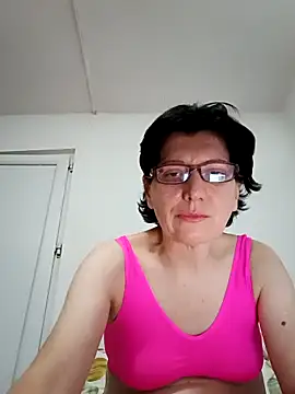 Vera Elle online show from 21, 10, 2025