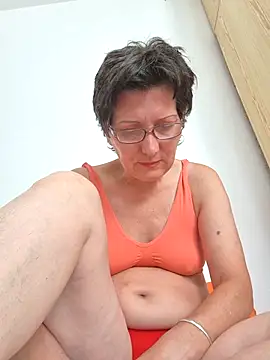 Snapshot of Vera_Elle chatting on 9, 7, 2026 Vera Elle online show from 9, 7, 2026