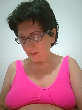 Snapshot of Vera_Elle chatting on 13, 7, 2026 Vera Elle online show from 13, 7, 2026