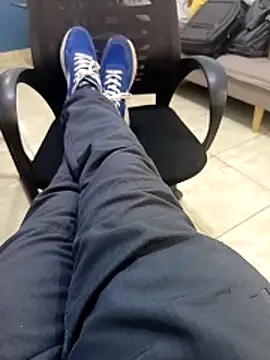 Hugopingonasa2024 online show from 11, 2, 2026