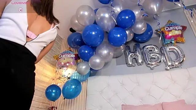 scarletbaker  online show from 2, 11, 2025