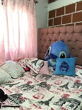 Rachellcooperrr online show from 16, 12, 2025